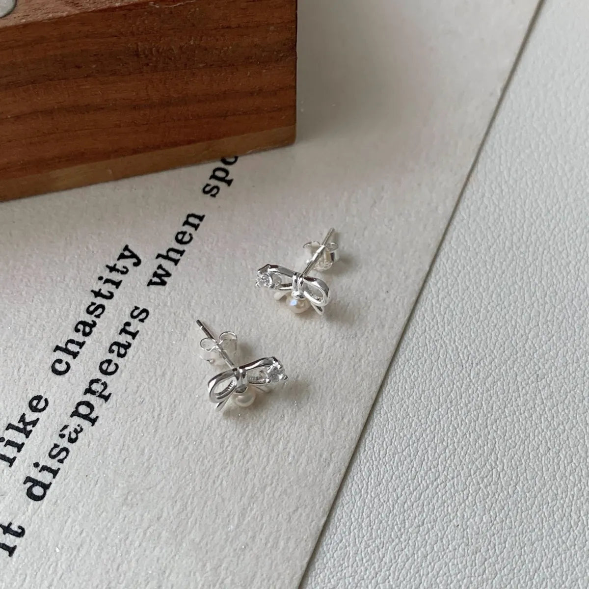 925 Sterling Silver Mini Bow Pearl Stud Earrings with Gift Box Packaging