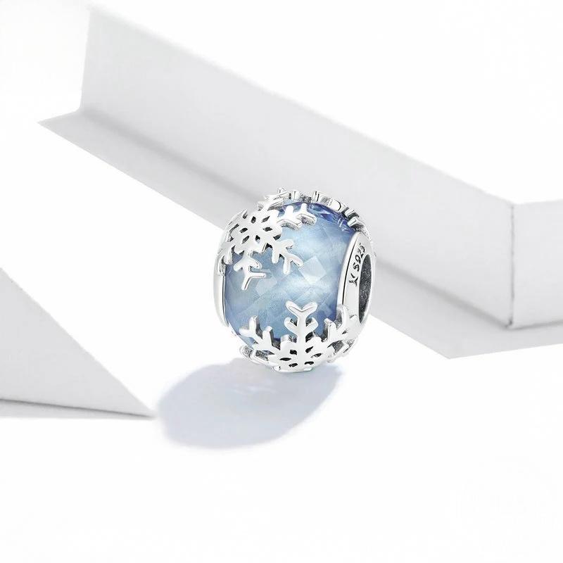 “Frostflake Collection” S925 Sterling Silver Snowflake Charm Beads