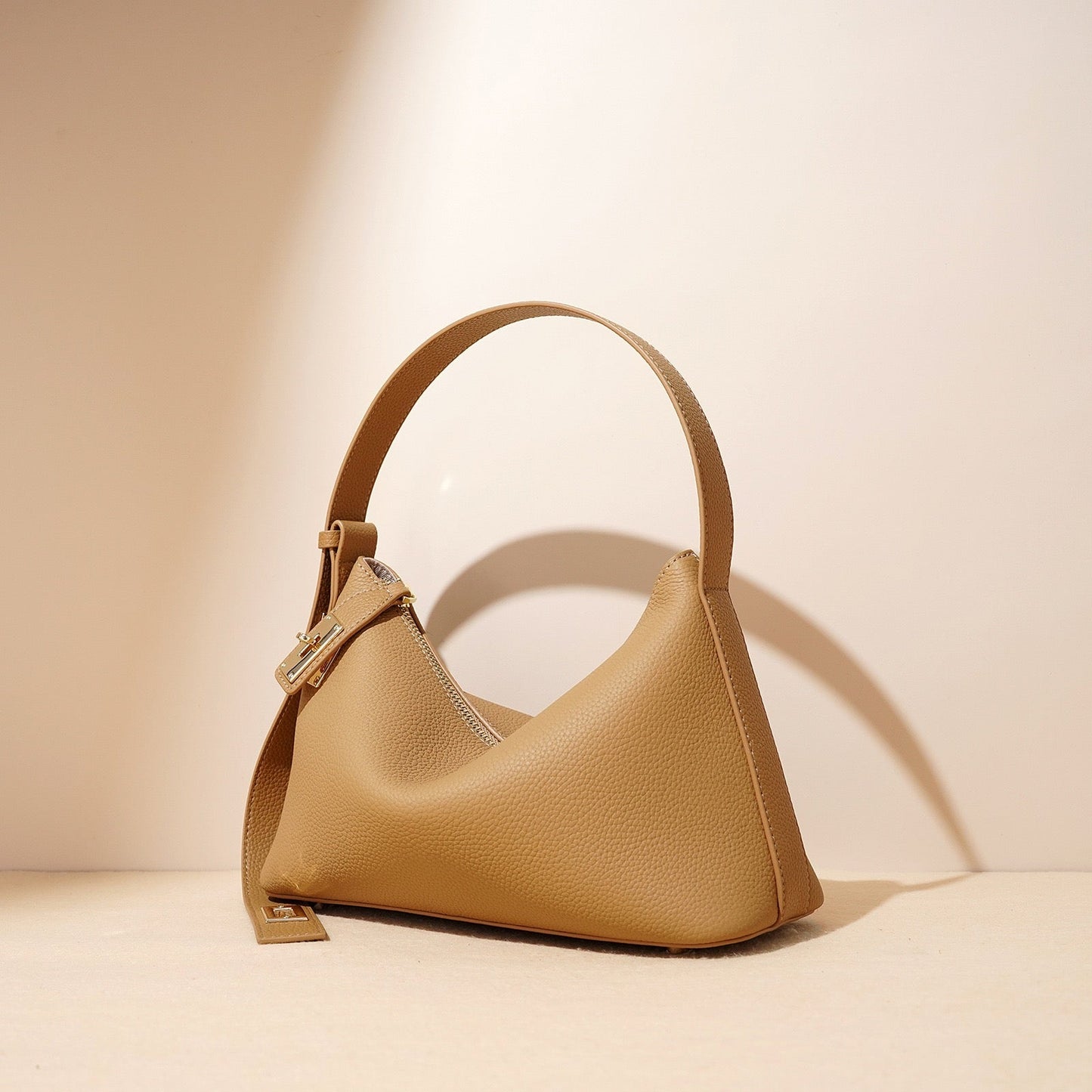 Women's Genuine Leather Dumpling Crossbody Shoulder Bag with Zipper Closure
