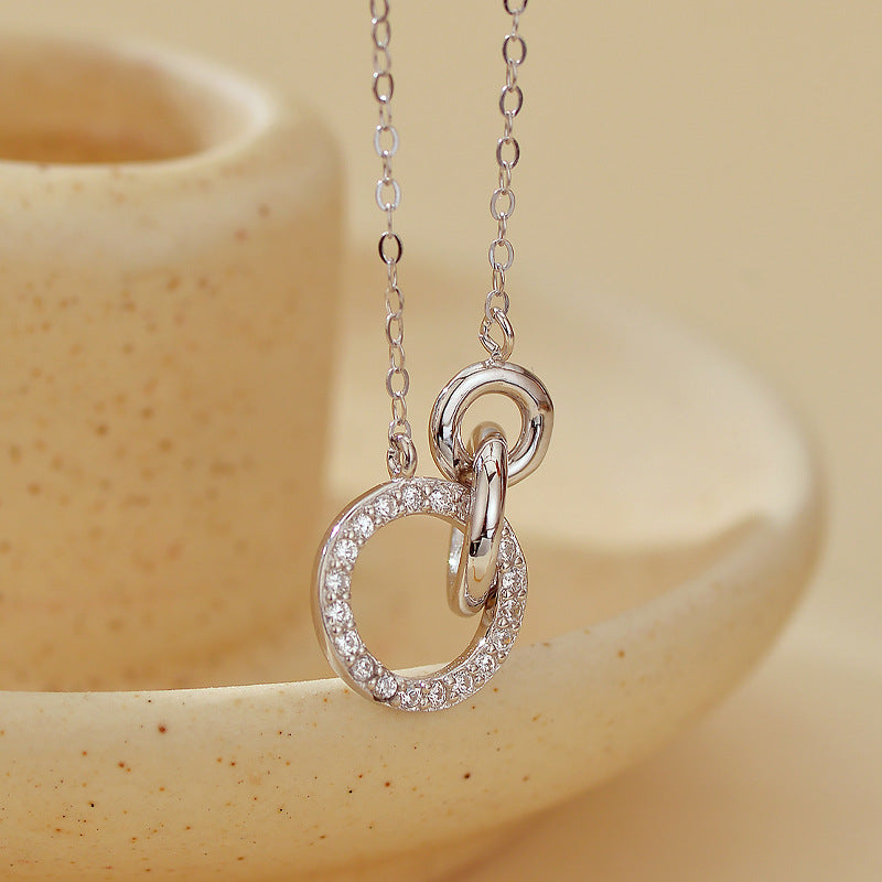 “Trinity Loop” S925 Sterling Silver Interlocking Circle Necklace