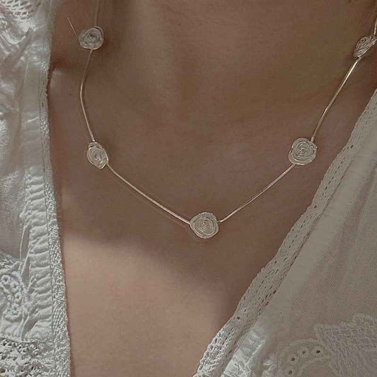 S925 Sterling Silver Rose Whispers Necklace Five Rose Floral Chain Adjustable