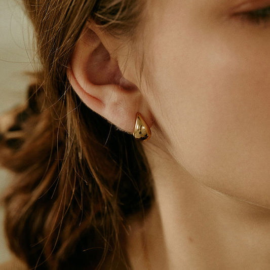 “Sculpted Halo” S925 Sterling Silver Smooth Geometric Hoop Earrings