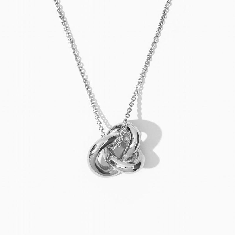 “Linked Muse” S925 Sterling Silver Interlocking Geometric Necklace