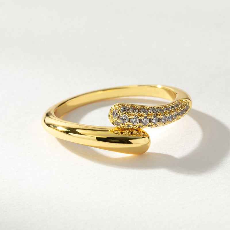 925 Sterling Silver Fluid Arc Pavé Crossover Ring Gold Platinum Plated