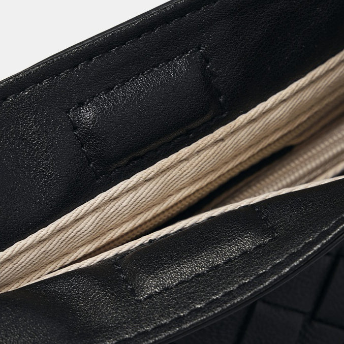 Women's Hand-Woven Sheepskin Bucket Crossbody Bag