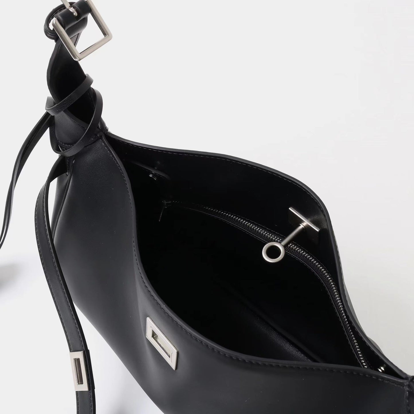 Women's Waxed Calfskin Vintage Crossbody Baguette Bag