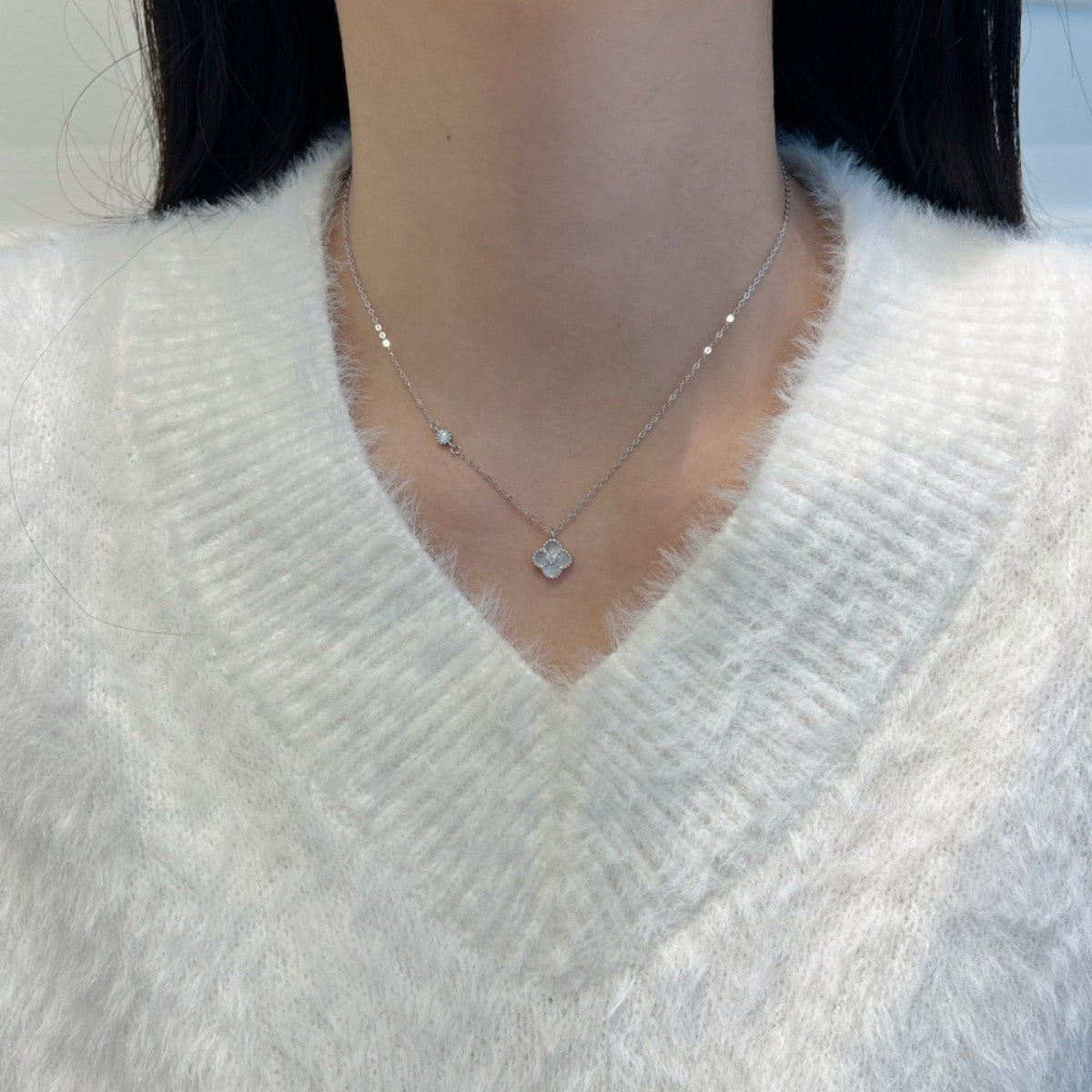 925 Silver Clover Necklace Black Onyx or Nacre Pendant
