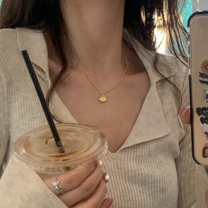 925 Sterling Silver Shell Pendant Necklace
