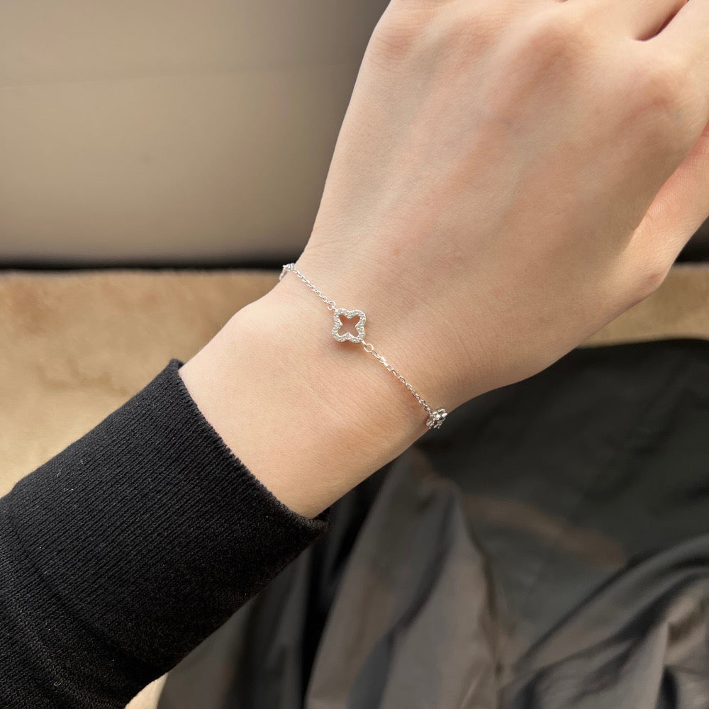 Lucky Whisper Clover Charm Bracelet with Zircon in S925 Sterling Silver
