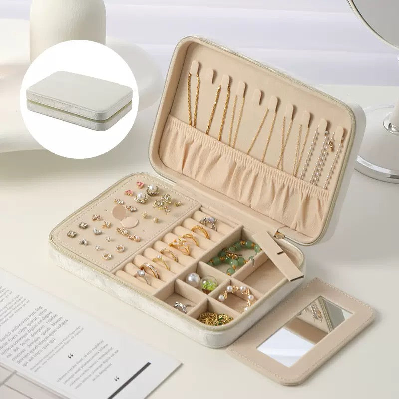 Velvet Jewelry Case with Mirror Travel Jewelry Organizer