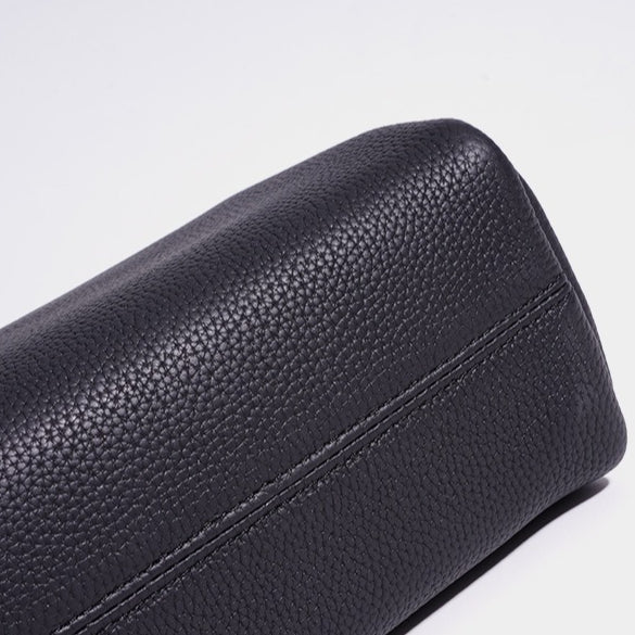 Women's Pebbled Cowhide Sleek Shoulder Clutch Bag