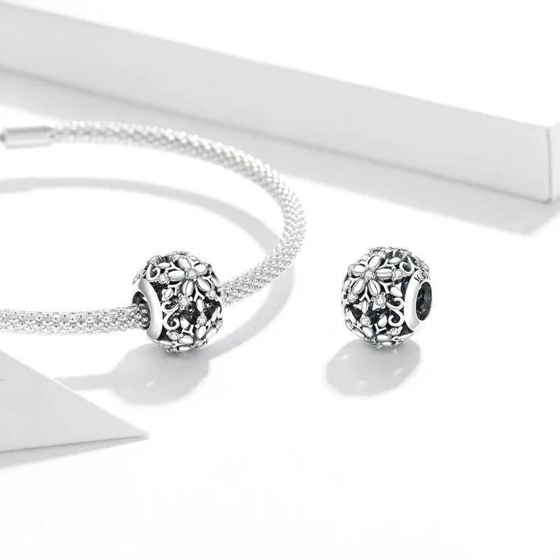 “Snowflake Lace” S925 Sterling Silver Openwork Snowflake Charm Bead