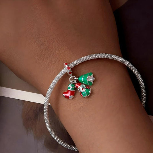 “Santa's Gift” S925 Sterling Silver Glow-in-the-Dark Christmas Stocking Charm Bead