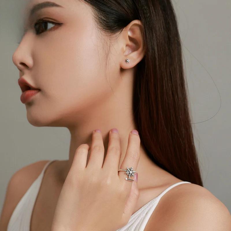 “Snowflake Eclat” S925 Sterling Silver Zircon Snowflake Jewelry Set