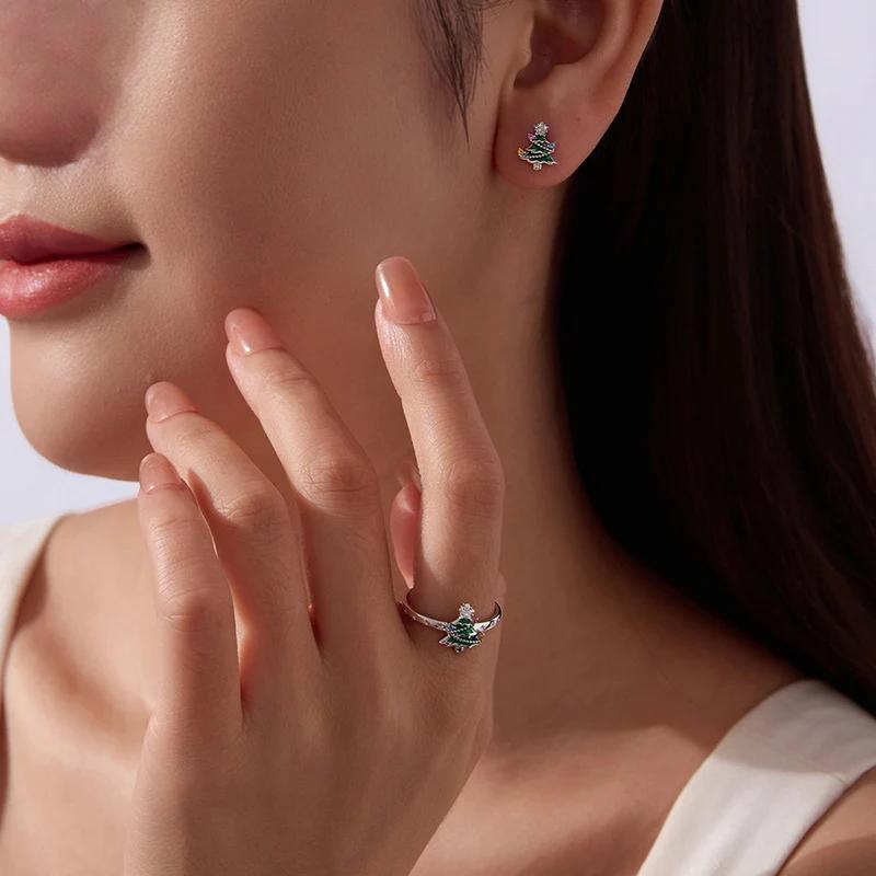 “Evergreen Glow” S925 Sterling Silver Christmas Tree Stud Earrings