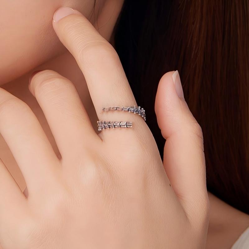 “Shadow Spine” S925 Sterling Silver Open Adjustable Spine Bone Ring