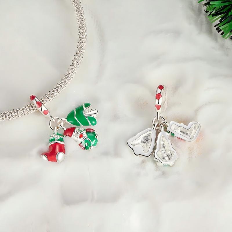 “Santa's Gift” S925 Sterling Silver Glow-in-the-Dark Christmas Stocking Charm Bead