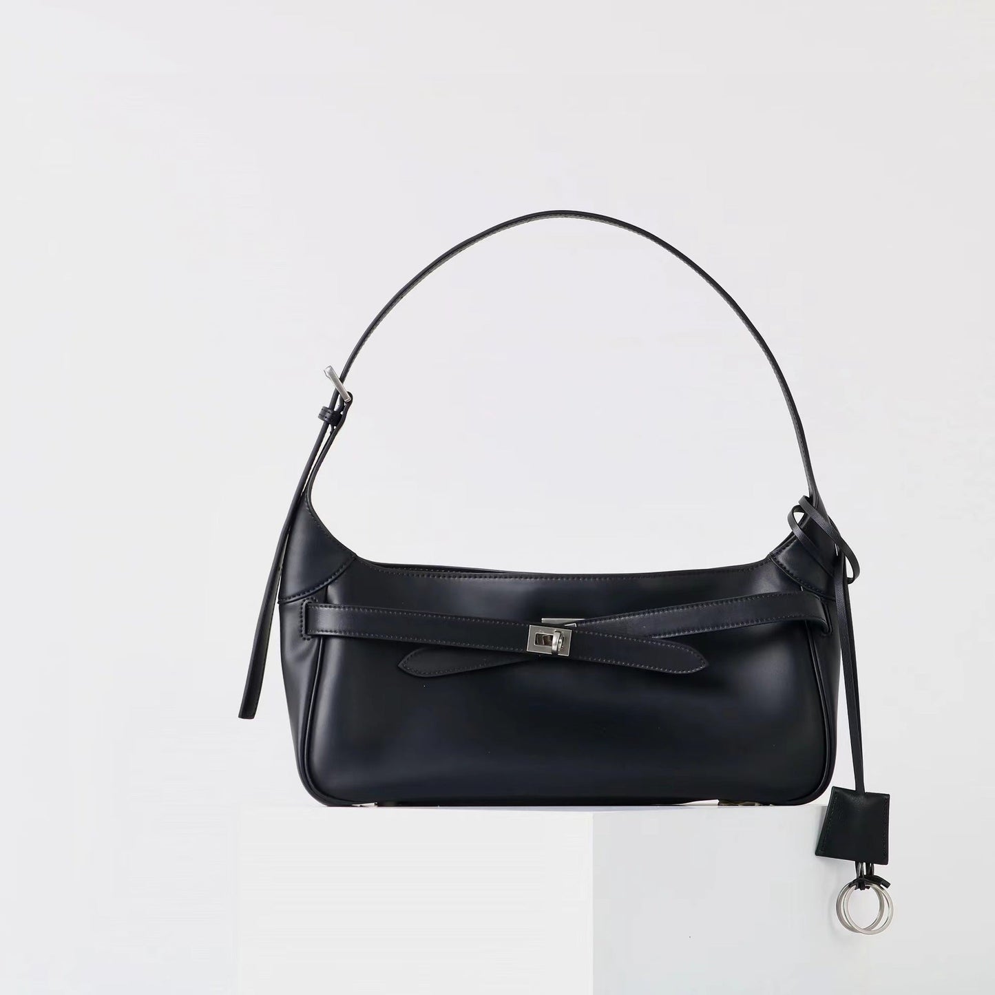 Women's Waxed Calfskin Vintage Crossbody Baguette Bag