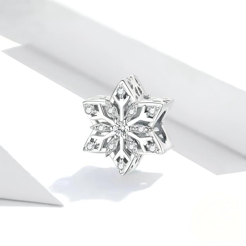 “Winter Sparkle” S925 Sterling Silver Snowflake Loose Charm Bead