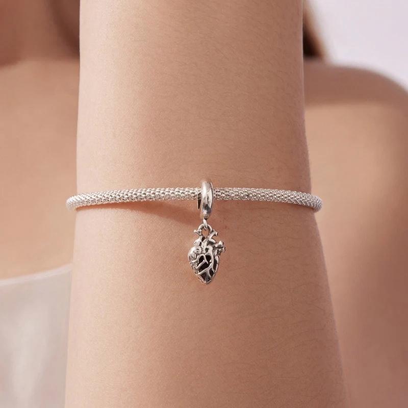 “Heartbeat Noir” S925 Sterling Silver Gothic Heart Bead