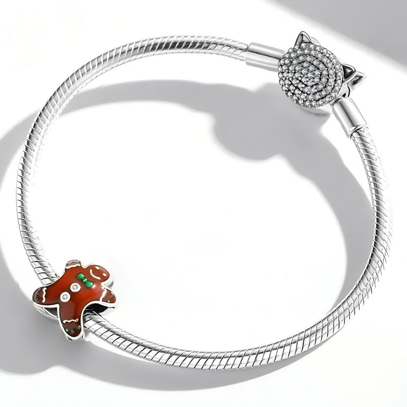 “Gingerbread Sweet” S925 Sterling Silver Christmas Gingerbread Man Charm Bead
