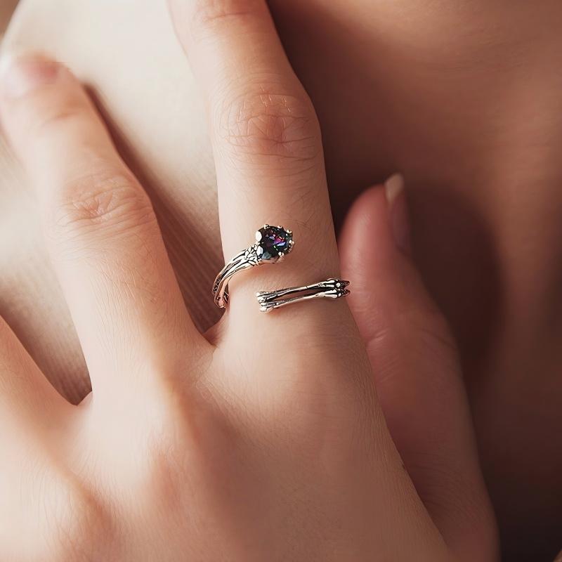“Dark Embrace” S925 Sterling Silver Open Adjustable Skull Hand Heart Ring