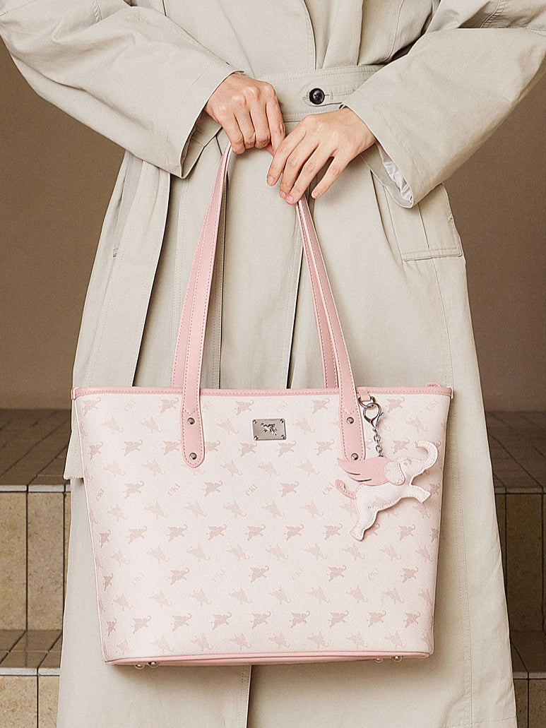 Women's Flying Elephant Printed Tote Bag with Detachable Charm