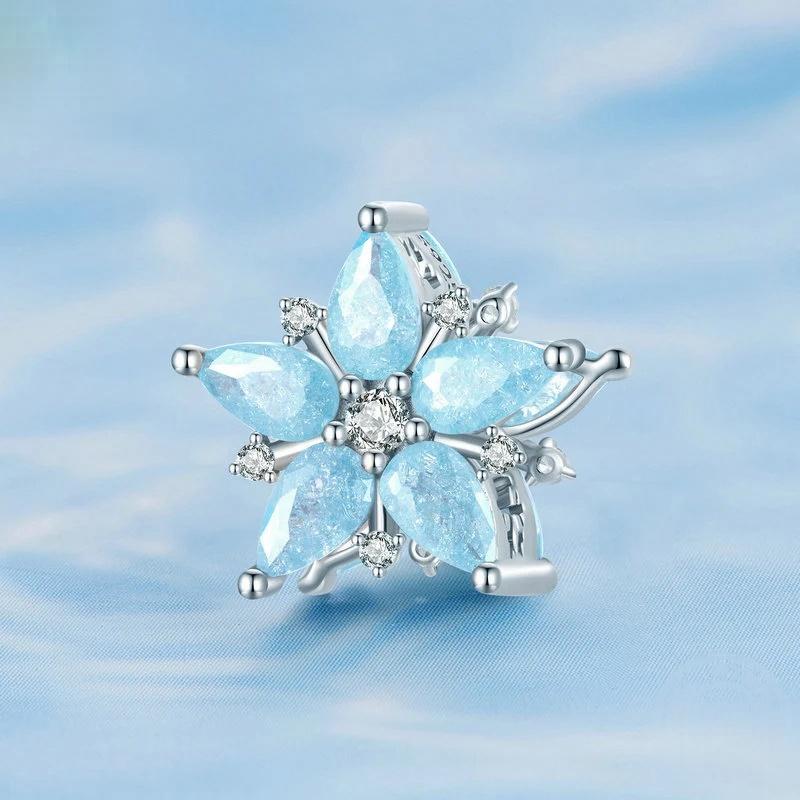 “Snowflake Muse” S925 Sterling Silver Snowflake Charm Bead