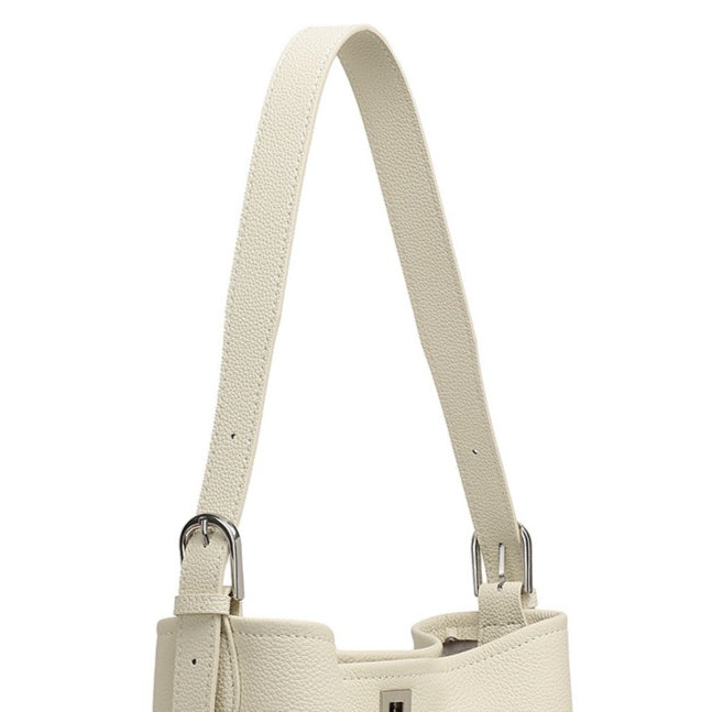 Women's Full-Grain Cowhide Sculpted Bucket Bag with Turn-Lock