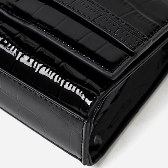 Women's Glossy Croc Cowhide Twist-Lock Envelope Bag