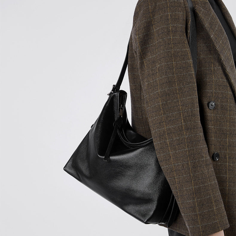 Women's Genuine Leather Retro Shoulder Tote Bag with Lock Detail