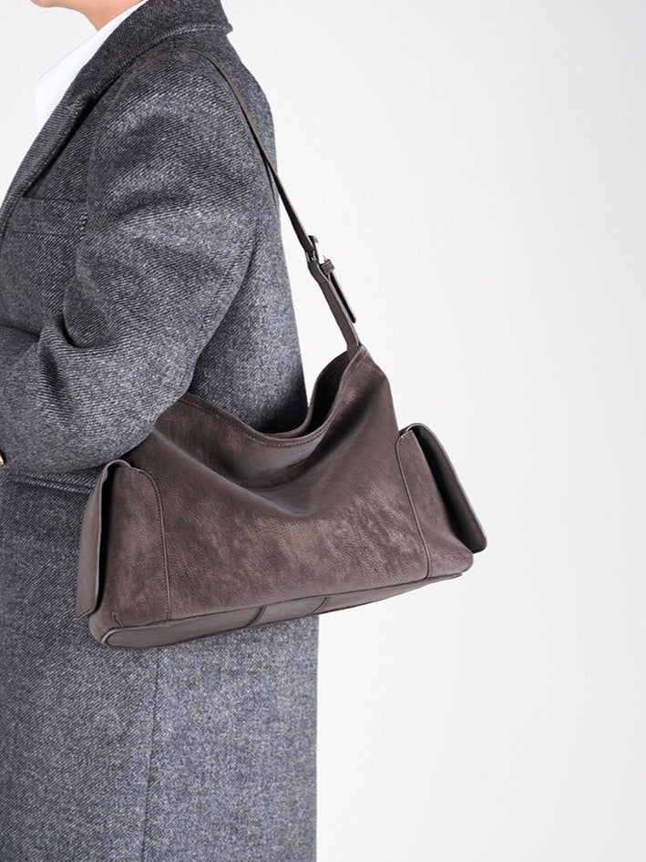 Women's Full-Grain Cowhide Slouchy Shoulder Bag with Side Pockets