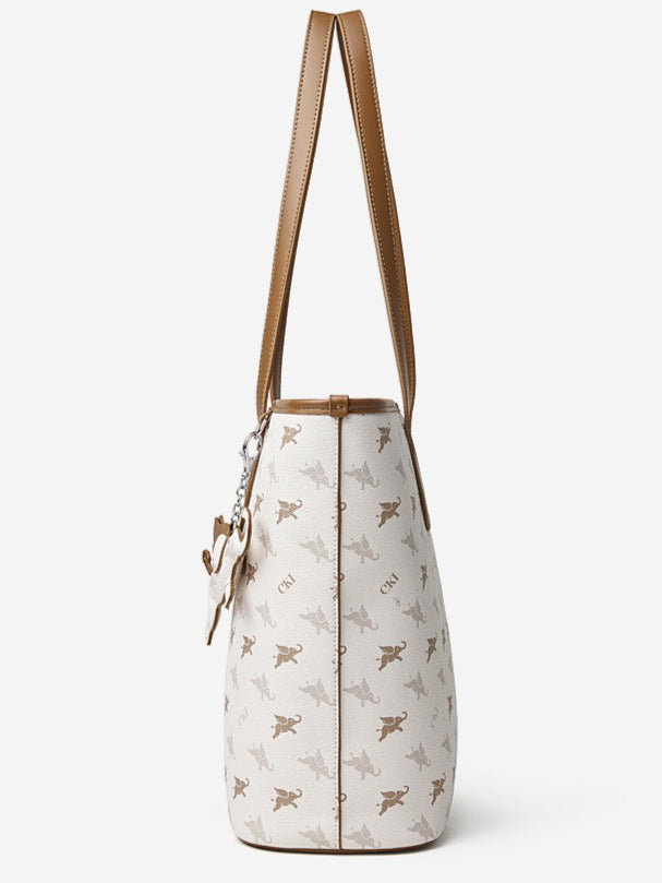 Women's Flying Elephant Printed Tote Bag with Detachable Charm