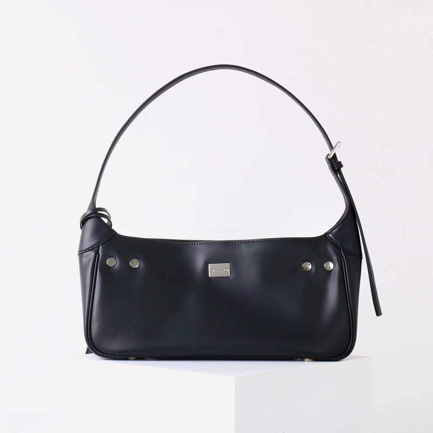 Women's Waxed Calfskin Vintage Crossbody Baguette Bag