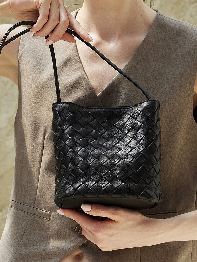 Women's Hand-Woven Sheepskin Bucket Crossbody Bag
