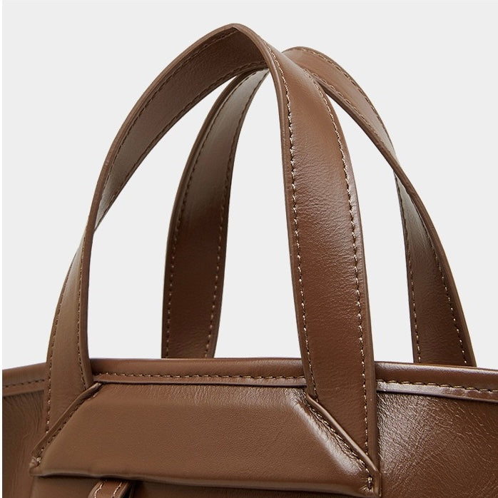 Women's Full-Grain Cowhide Tote with Polished Metal Hardware