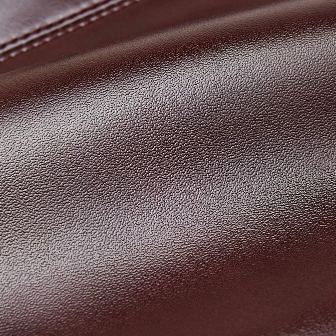 Leather Hobo Bag ¨C Minimalist Silhouette with Signature Pocket Detail