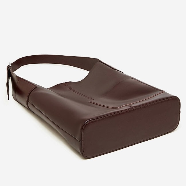 Leather Hobo Bag ¨C Minimalist Silhouette with Signature Pocket Detail