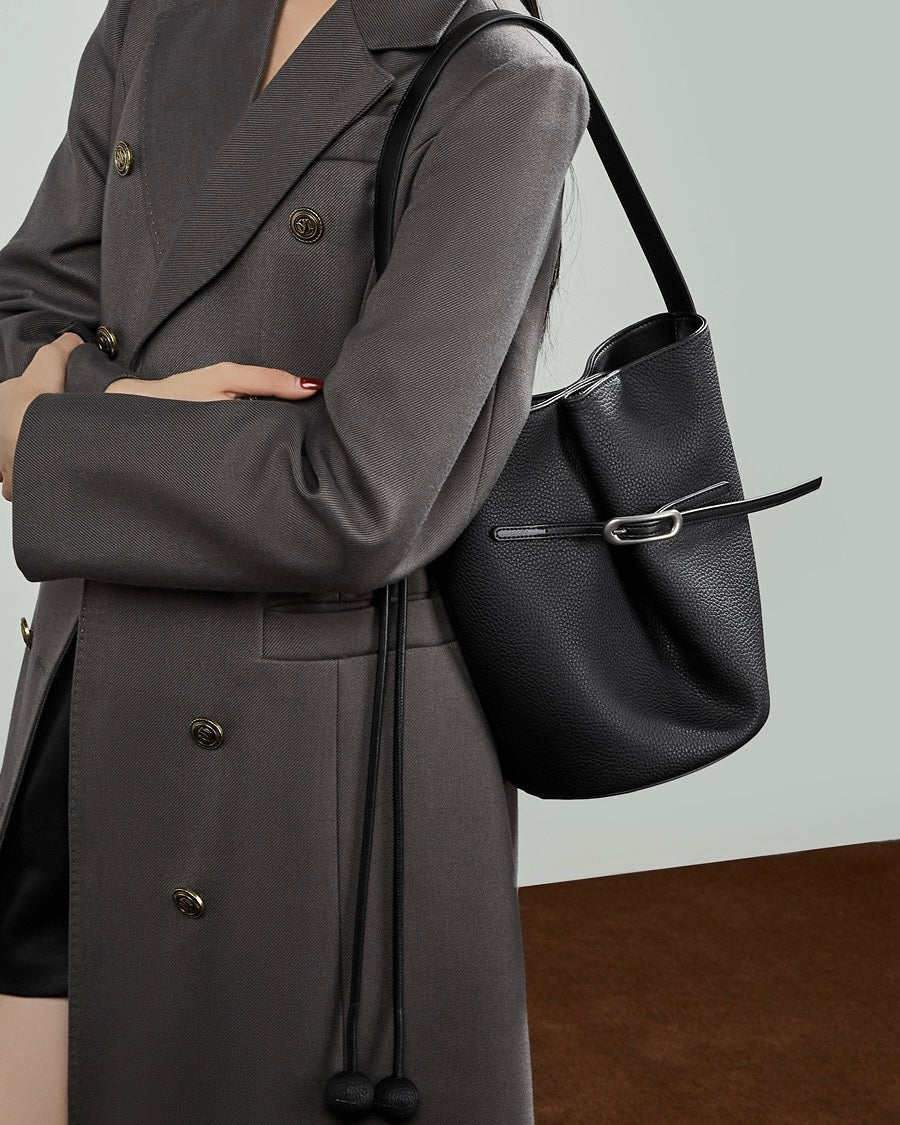 Women's Pebbled Cowhide Knot Detail Bucket Bag