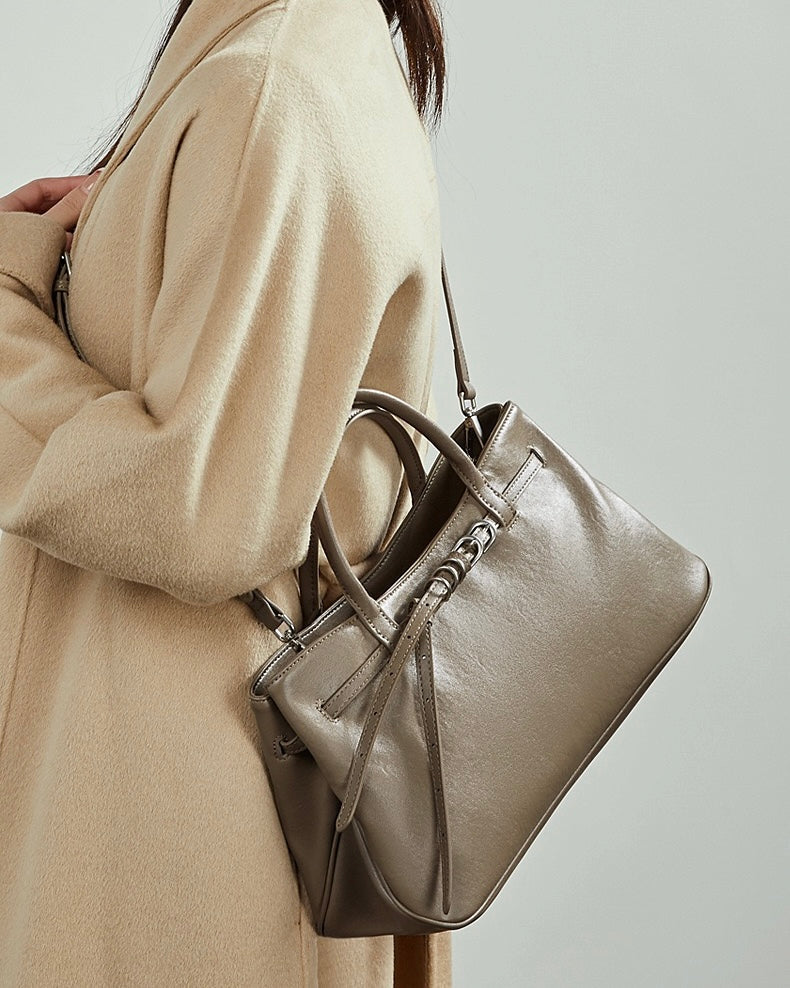 Women's Textured Cowhide Retro Ring-Buckle Tote Bag