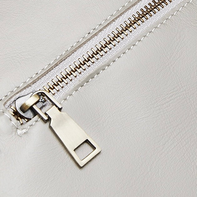 Women's Full-Grain Cowhide Belted Shoulder Tote