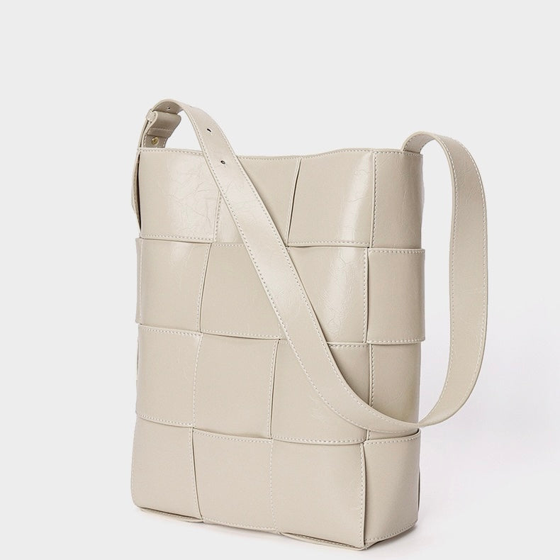 Women's Genuine Leather Woven Large Bucket Shoulder Bag