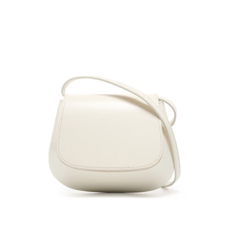 Women's Genuine Leather Saddle Crossbody Bag with Magnetic Closure