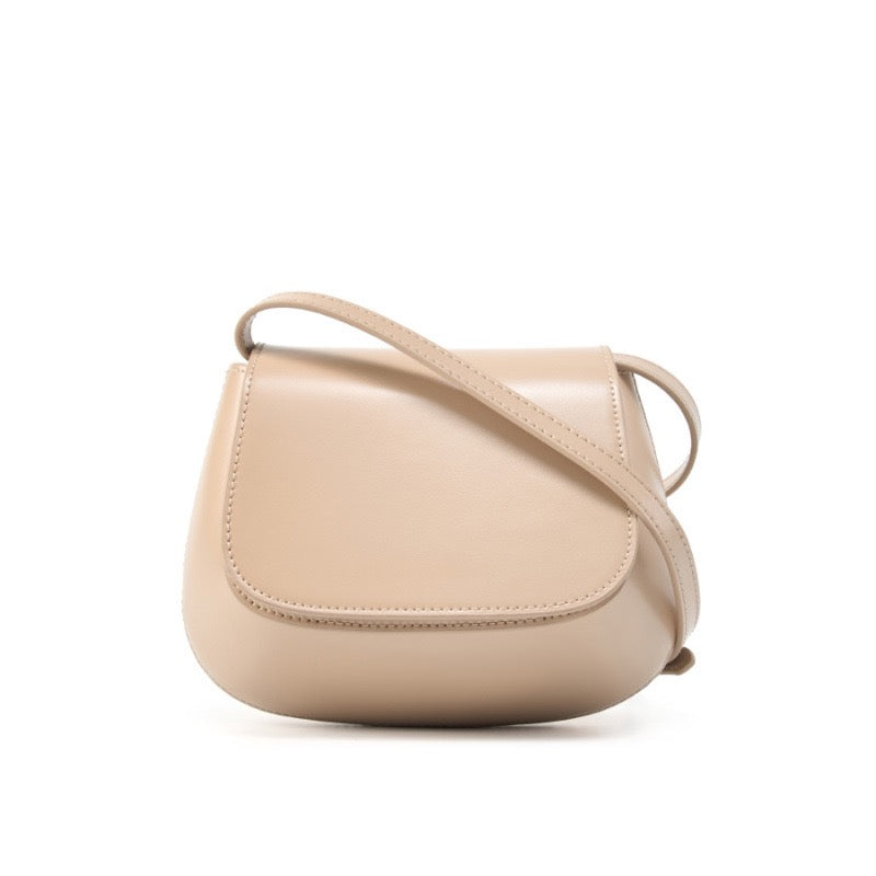 Women's Genuine Leather Saddle Crossbody Bag with Magnetic Closure