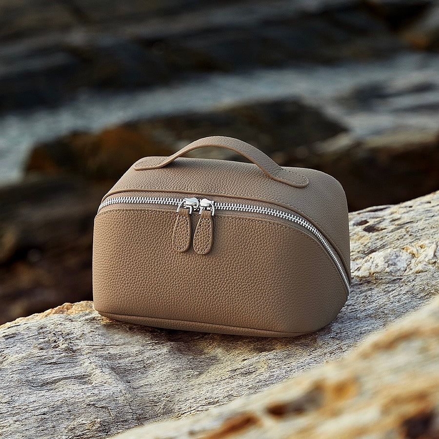 Women's Genuine Leather Textured Cosmetic Clutch Bag