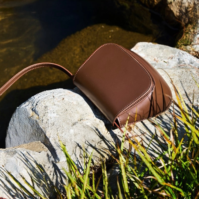 Women's Genuine Leather Saddle Crossbody Bag with Magnetic Closure