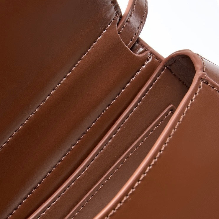 Women's Genuine Leather Saddle Crossbody Bag with Magnetic Closure