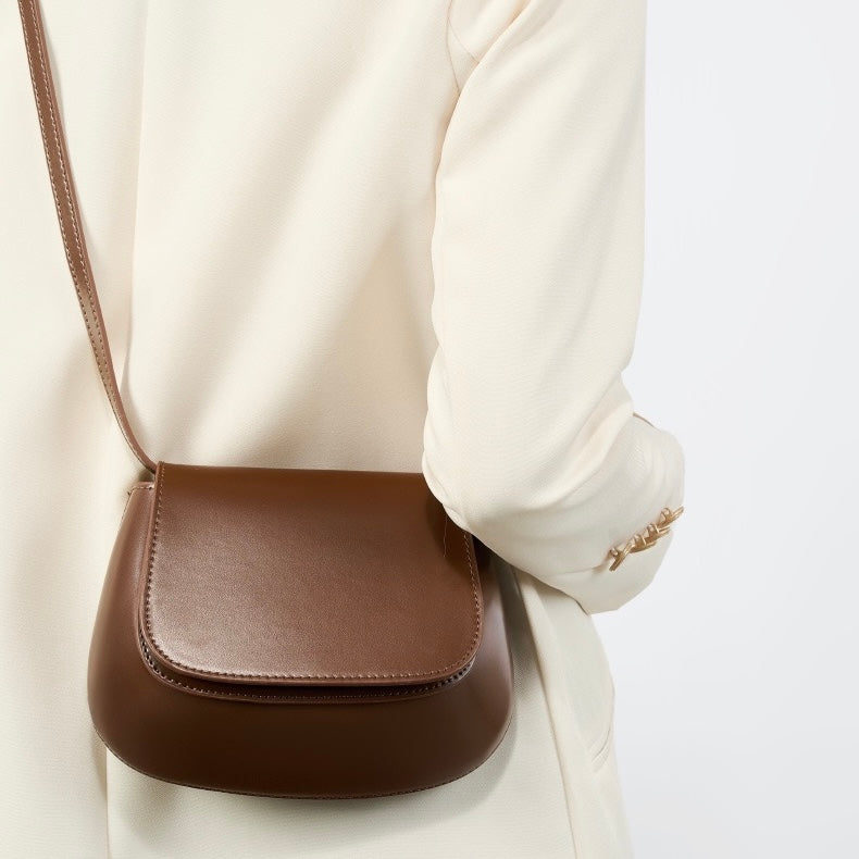 Women's Genuine Leather Saddle Crossbody Bag with Magnetic Closure