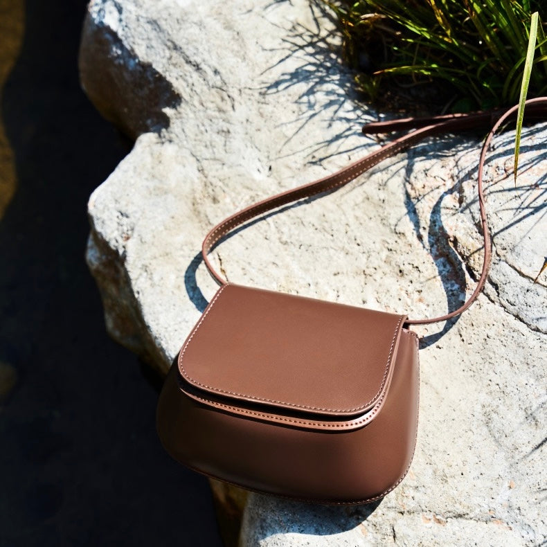 Women's Genuine Leather Saddle Crossbody Bag with Magnetic Closure