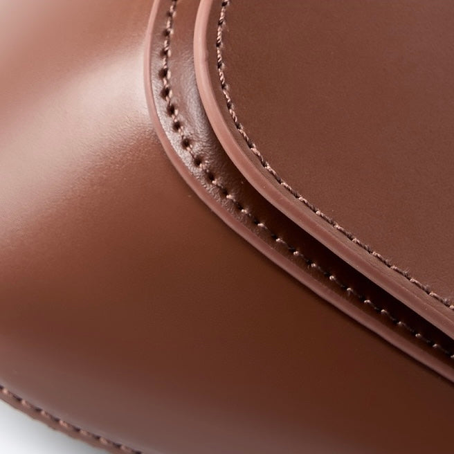 Women's Genuine Leather Saddle Crossbody Bag with Magnetic Closure